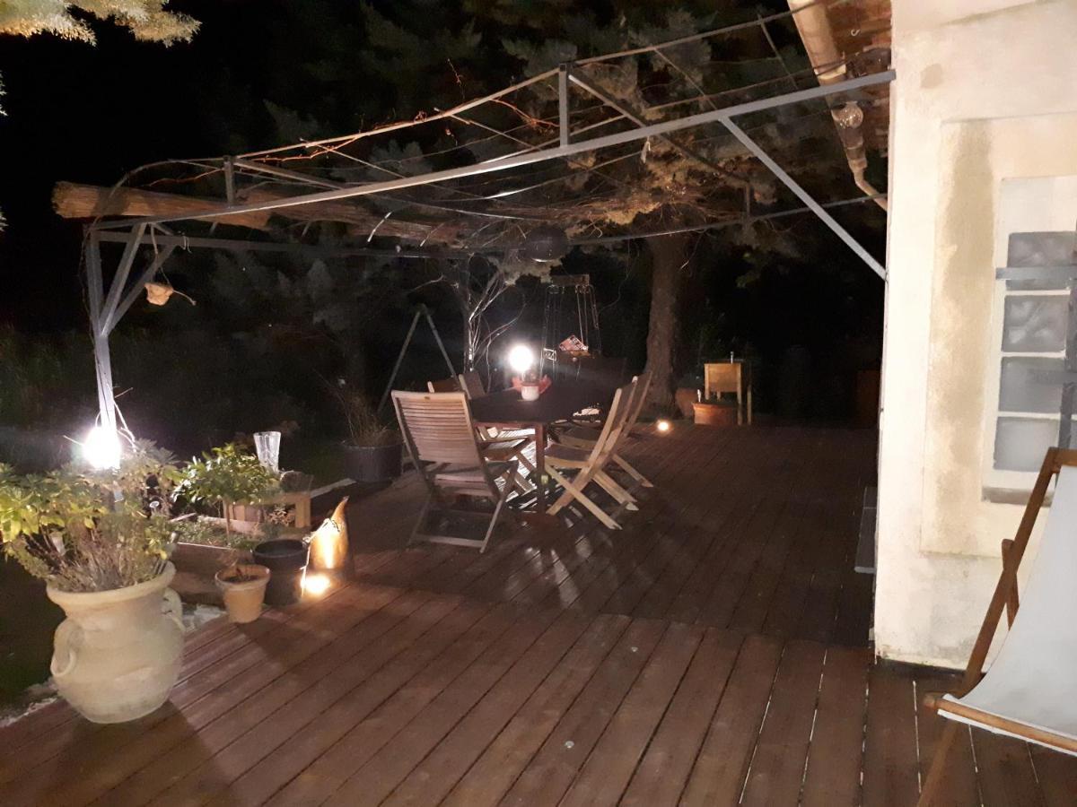 مبيت وإفطار Flassans-sur-Issole Chez Patricia & Denis المظهر الخارجي الصورة